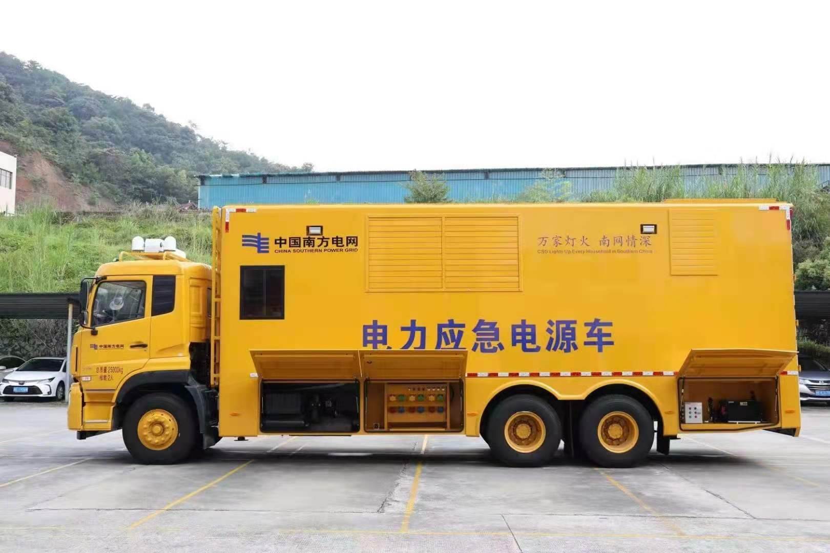 新兴安康大型柴油发电机发电车UPS电源出租租赁